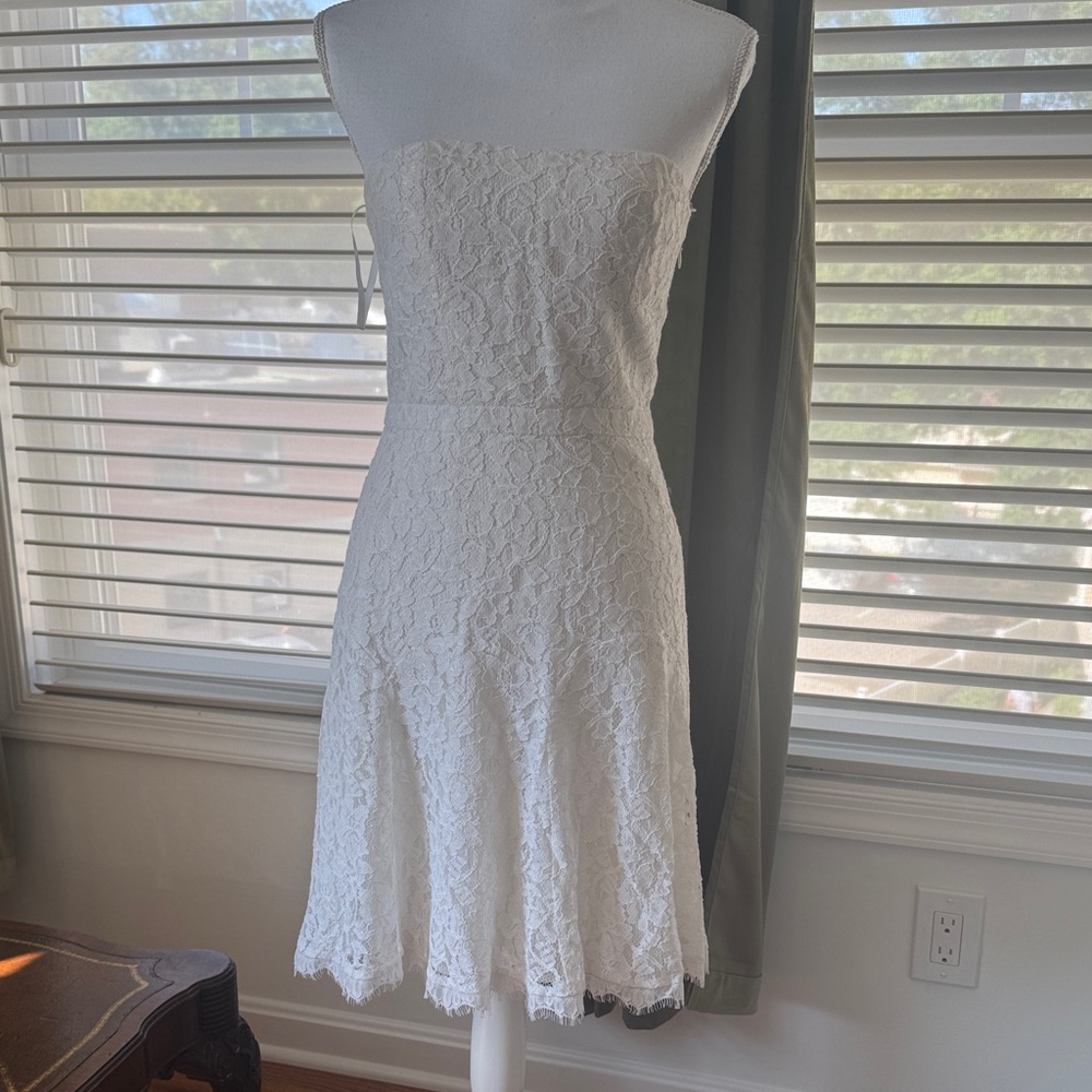 Diane Von Furstenberg Strapless White Lace Dress